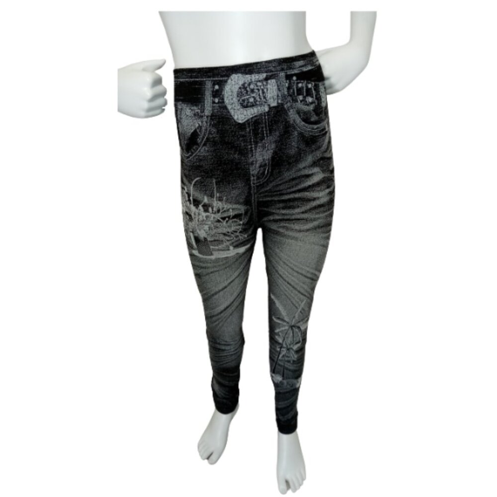 Women Black/White Palm Tree Leggings